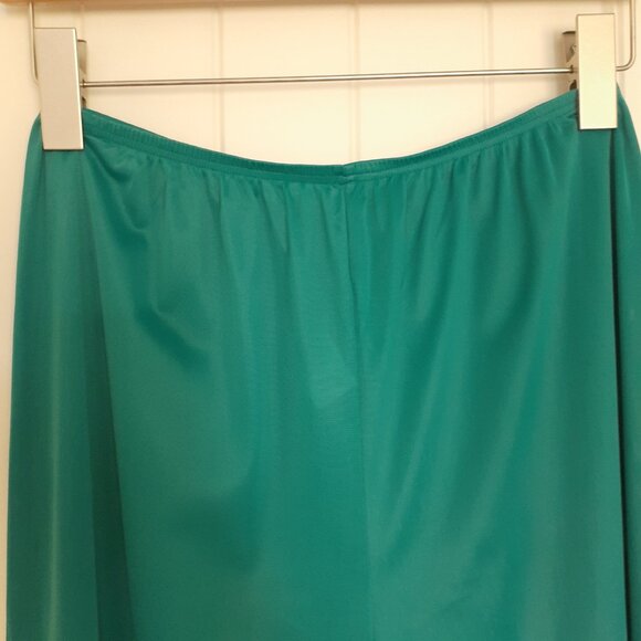 Vintage Vanity Fair Set of 2 Pairs Nylon Pajama Pants Pink Green Size M - Picture 11 of 13